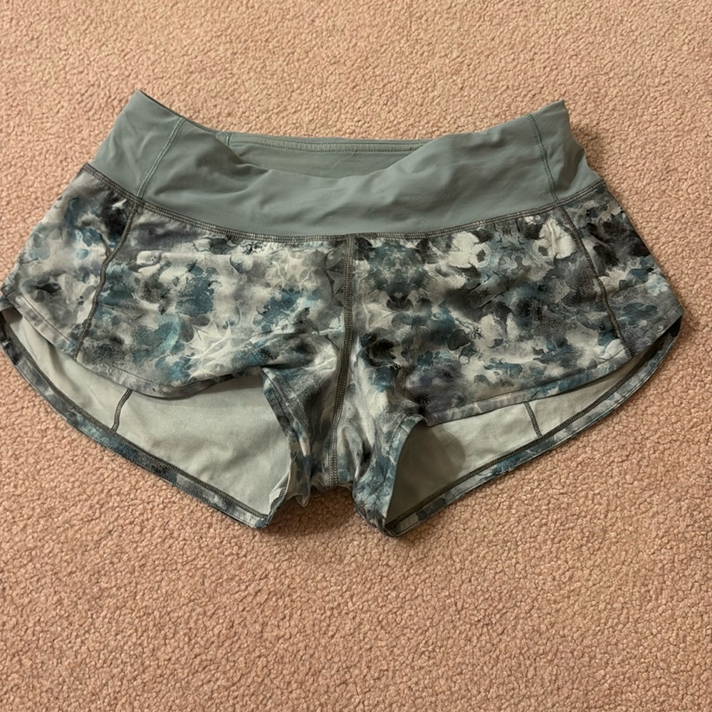 Lululemon Limited Edition Speed Up 2.5 Shorts